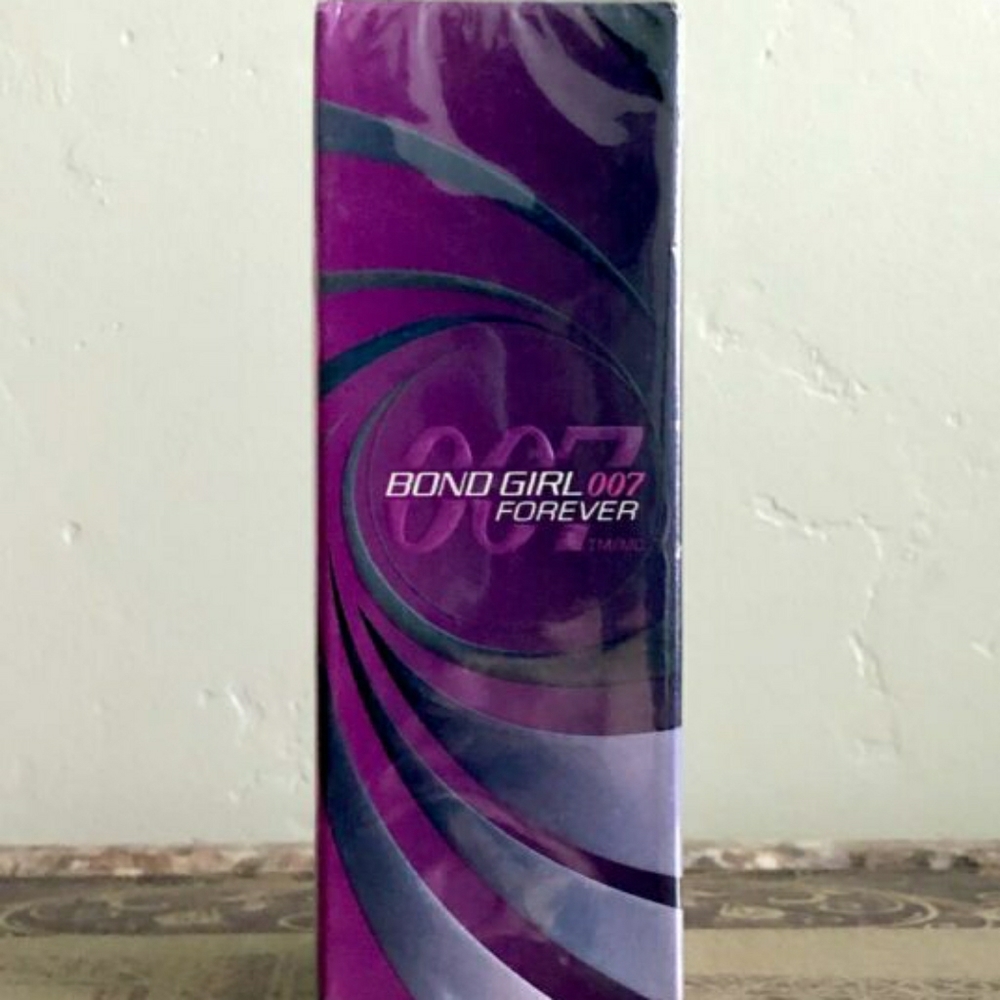 Bond Girl 007 Forever